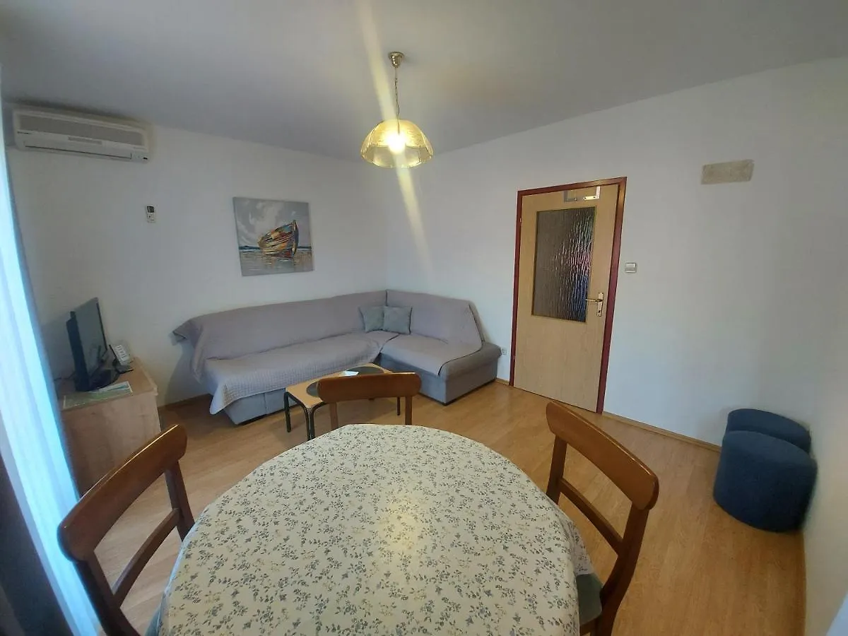 Apartments Elizabeta Draga Bascanska